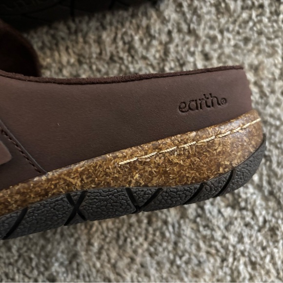 Earth Women’s Slip On Clog Shoes Brown Size 6M - Picture 4 of 7
